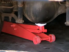 Norco Lifting 72230A 20 Ton Capacity Air/Hydraulic Floor Jack