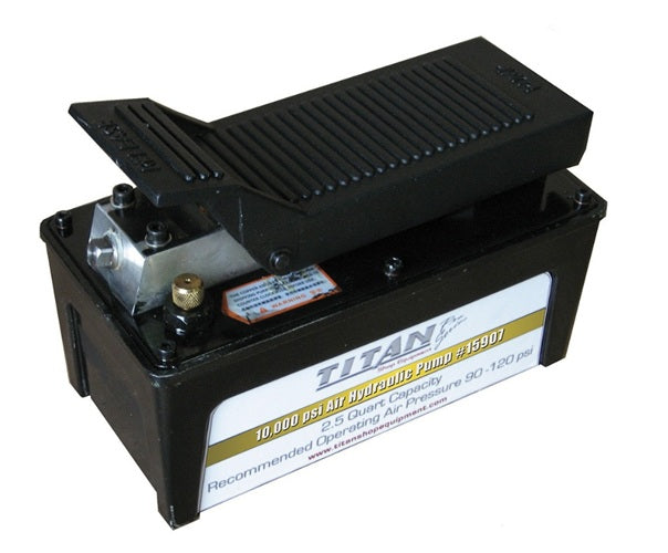 AME 15907 2.5 Qt. Air Hydraulic Pump w/Aluminum Reservoir, 3,900 PSI
