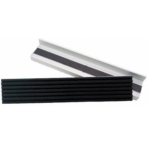 Yost MR - 340, 4" Magnetic Aluminum Jaw Cap with Rubber Surface